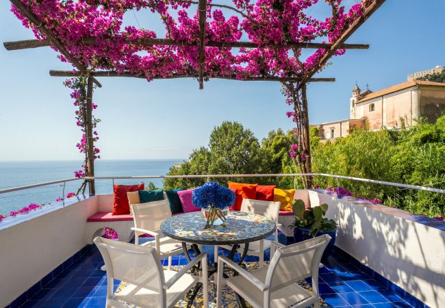 Villa a Amalfi - Villa Bijoux - Lussuosa Villa Vista Mare Villa a Amalfi - Villa Bijoux - Lussuosa Villa Vista Mare