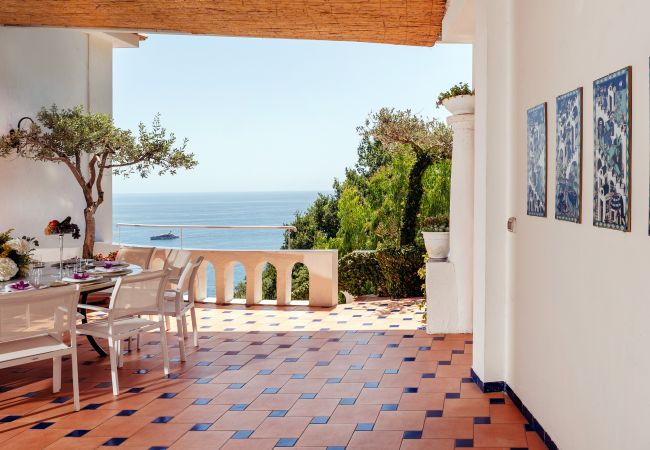Villa a Amalfi - Villa Bijoux - Lussuosa Villa Vista Mare Villa a Amalfi - Villa Bijoux - Lussuosa Villa Vista Mare