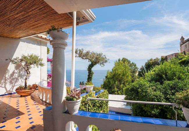 Villa a Amalfi - Villa Bijoux - Lussuosa Villa Vista Mare Villa a Amalfi - Villa Bijoux - Lussuosa Villa Vista Mare