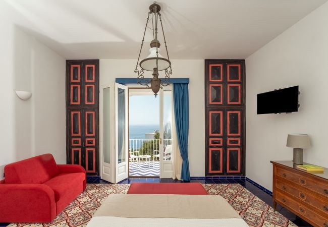 Villa a Amalfi - Villa Bijoux - Lussuosa Villa Vista Mare Villa a Amalfi - Villa Bijoux - Lussuosa Villa Vista Mare