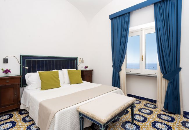 Villa a Amalfi - Villa Bijoux - Lussuosa Villa Vista Mare Villa a Amalfi - Villa Bijoux - Lussuosa Villa Vista Mare