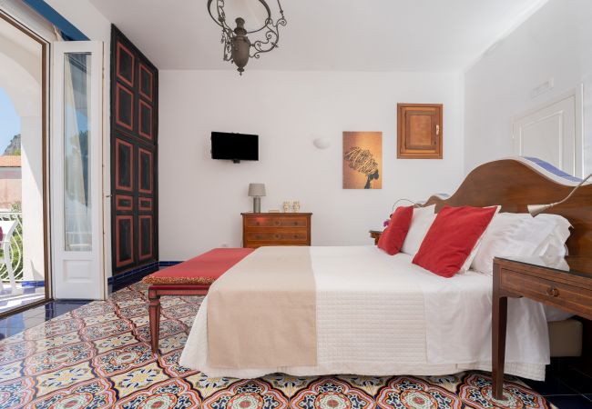 Villa a Amalfi - Villa Bijoux - Lussuosa Villa Vista Mare Villa a Amalfi - Villa Bijoux - Lussuosa Villa Vista Mare