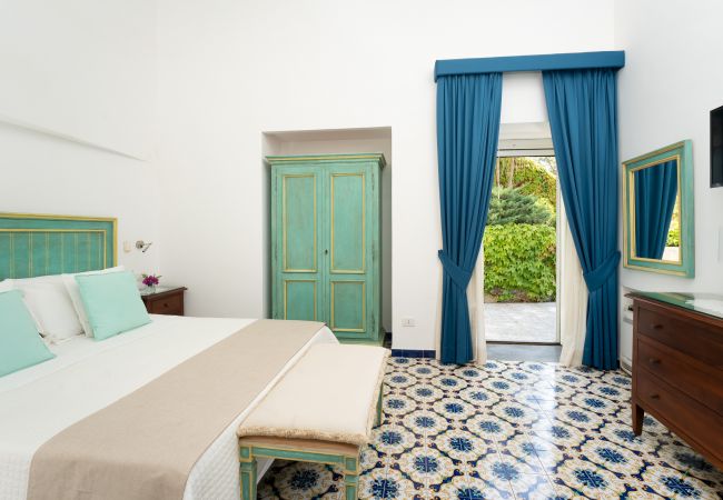 Villa a Amalfi - Villa Bijoux - Lussuosa Villa Vista Mare Villa a Amalfi - Villa Bijoux - Lussuosa Villa Vista Mare