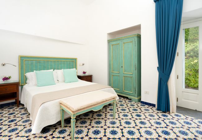Villa a Amalfi - Villa Bijoux - Lussuosa Villa Vista Mare Villa a Amalfi - Villa Bijoux - Lussuosa Villa Vista Mare