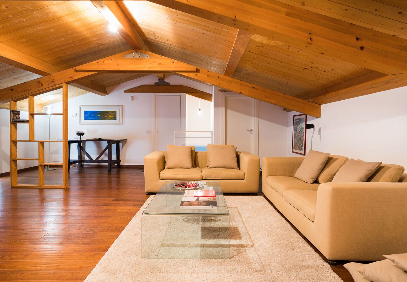 Villa a Castiglione di Sicilia - Esclusiva villa con piscina vicino Castiglione di Sicilia, Etna