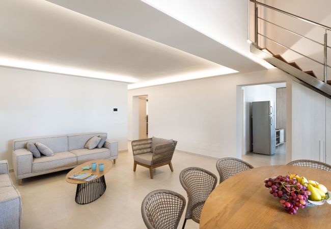 Villa a Donnalucata - Villa sul mare nei dintorni di Donnalucata, Sicilia Villa a Donnalucata - Villa sul mare nei dintorni di Donnalucata, Sicilia