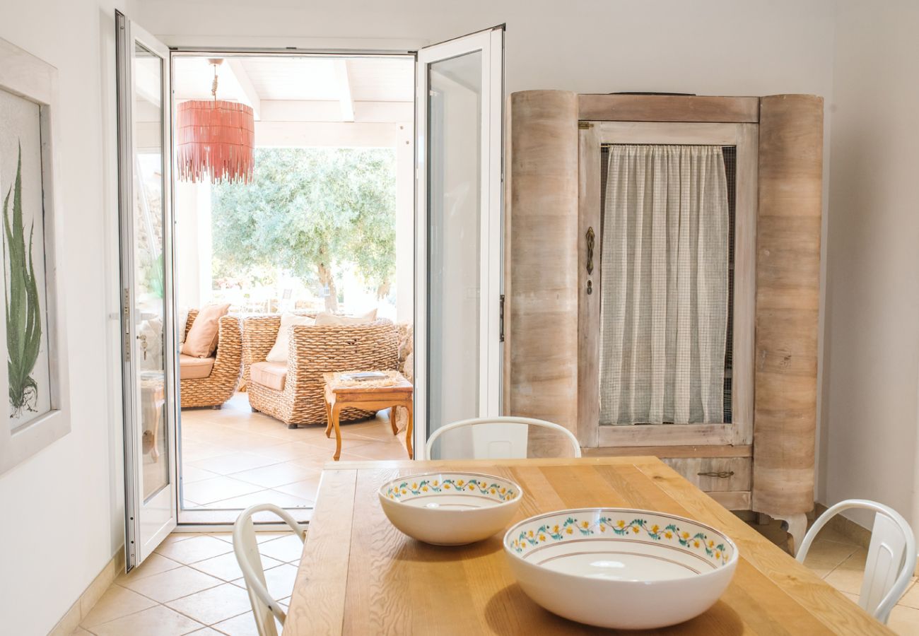 Villa a Torricella - Villa al mare con piscina privata situata a Torre Ovo, Puglia