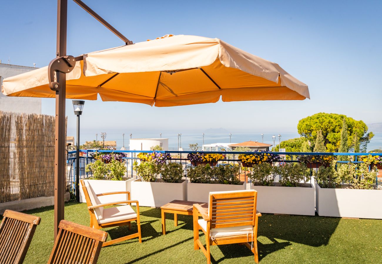 Appartamento a Sperlonga - Casa con terrazzo sul mare e posto auto