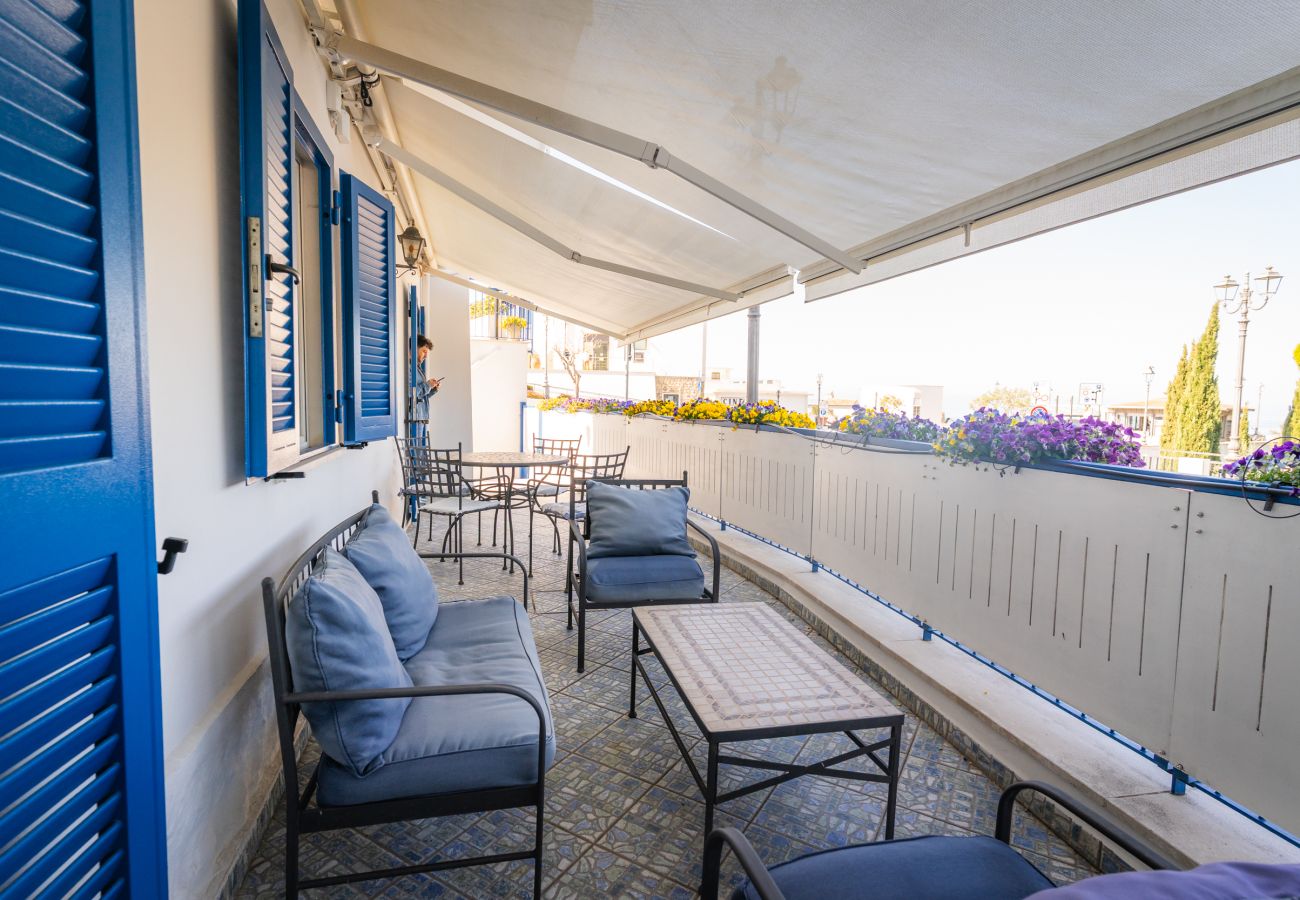 Appartamento a Sperlonga - Casa con terrazzo sul mare e posto auto