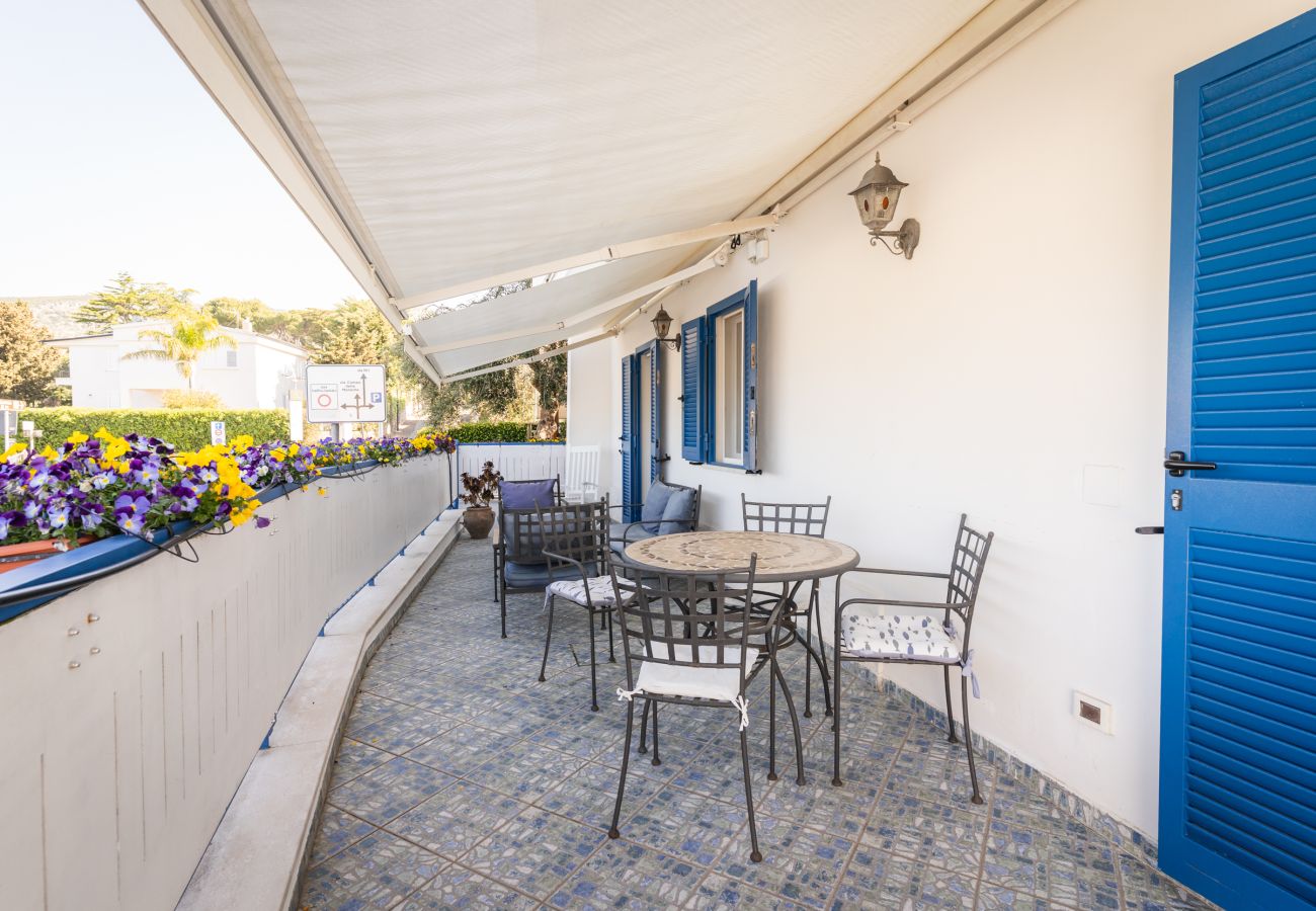 Appartamento a Sperlonga - Casa con terrazzo sul mare e posto auto