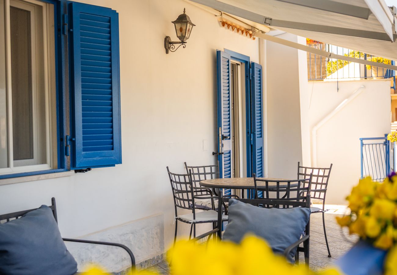 Appartamento a Sperlonga - Casa con terrazzo sul mare e posto auto