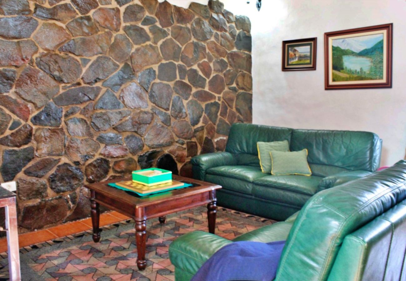 Casa a Moya - Mari House With Jacuzzi and BBQ by CanariasGetaway