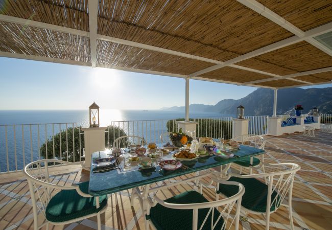 Villa a Praiano - Luxury Villa Malika - Vista Mozzafiato su Capri e Positano Villa a Praiano - Luxury Villa Malika - Vista Mozzafiato su Capri e Positano