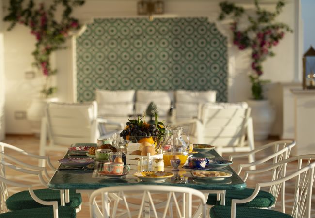 Villa a Praiano - Luxury Villa Malika - Vista Mozzafiato su Capri e Positano Villa a Praiano - Luxury Villa Malika - Vista Mozzafiato su Capri e Positano