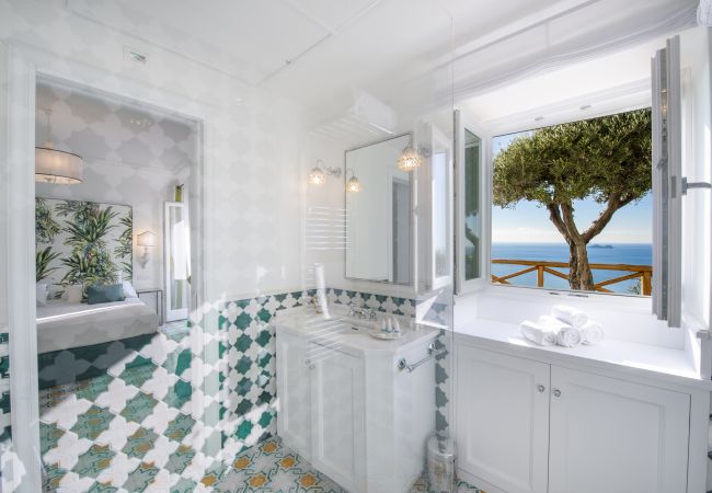 Villa a Praiano - Luxury Villa Malika - Vista Mozzafiato su Capri e Positano Villa a Praiano - Luxury Villa Malika - Vista Mozzafiato su Capri e Positano