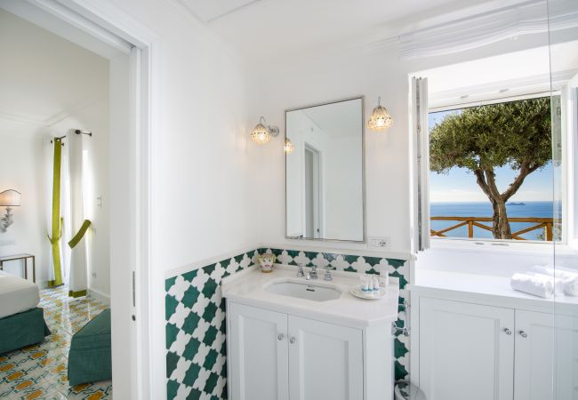 Villa a Praiano - Luxury Villa Malika - Vista Mozzafiato su Capri e Positano Villa a Praiano - Luxury Villa Malika - Vista Mozzafiato su Capri e Positano