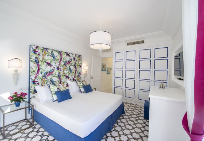 Villa a Praiano - Luxury Villa Malika - Vista Mozzafiato su Capri e Positano Villa a Praiano - Luxury Villa Malika - Vista Mozzafiato su Capri e Positano