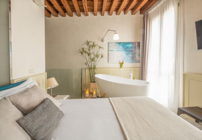 Appartamento a Venezia -  Lion Palace Canal View R&R Appartamento a Venezia -  Lion Palace Canal View R&R