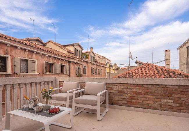 Appartamento a Venezia - Lion Palace Suite Terrace R&R Appartamento a Venezia - Lion Palace Suite Terrace R&R