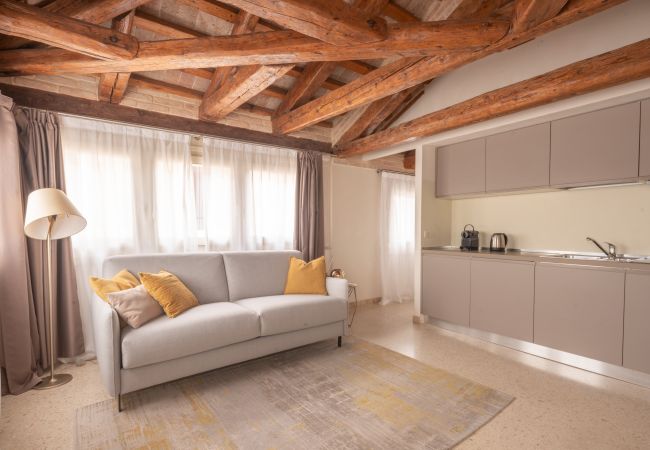 Appartamento a Venezia - Lion Palace Suite Terrace R&R Appartamento a Venezia - Lion Palace Suite Terrace R&R