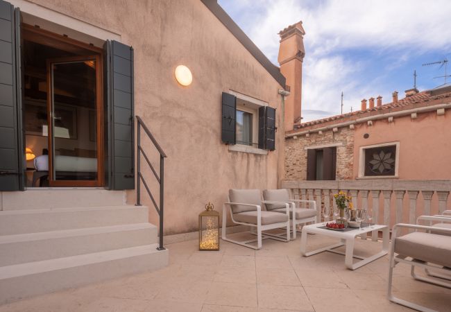 Appartamento a Venezia - Lion Palace Suite Terrace R&R Appartamento a Venezia - Lion Palace Suite Terrace R&R