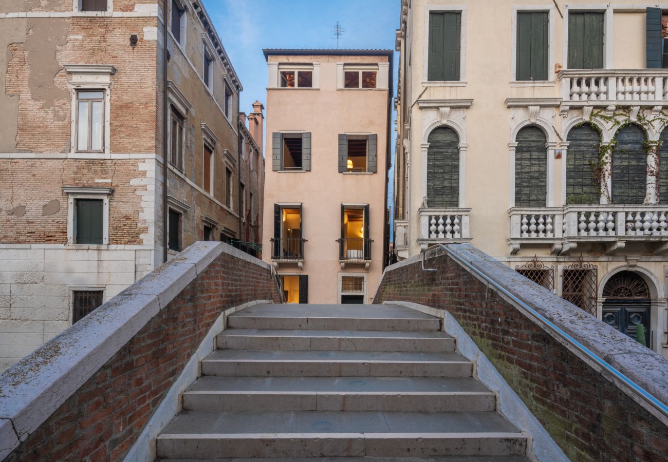 Appartamento a Venezia - Lion Palace Suite Terrace R&R