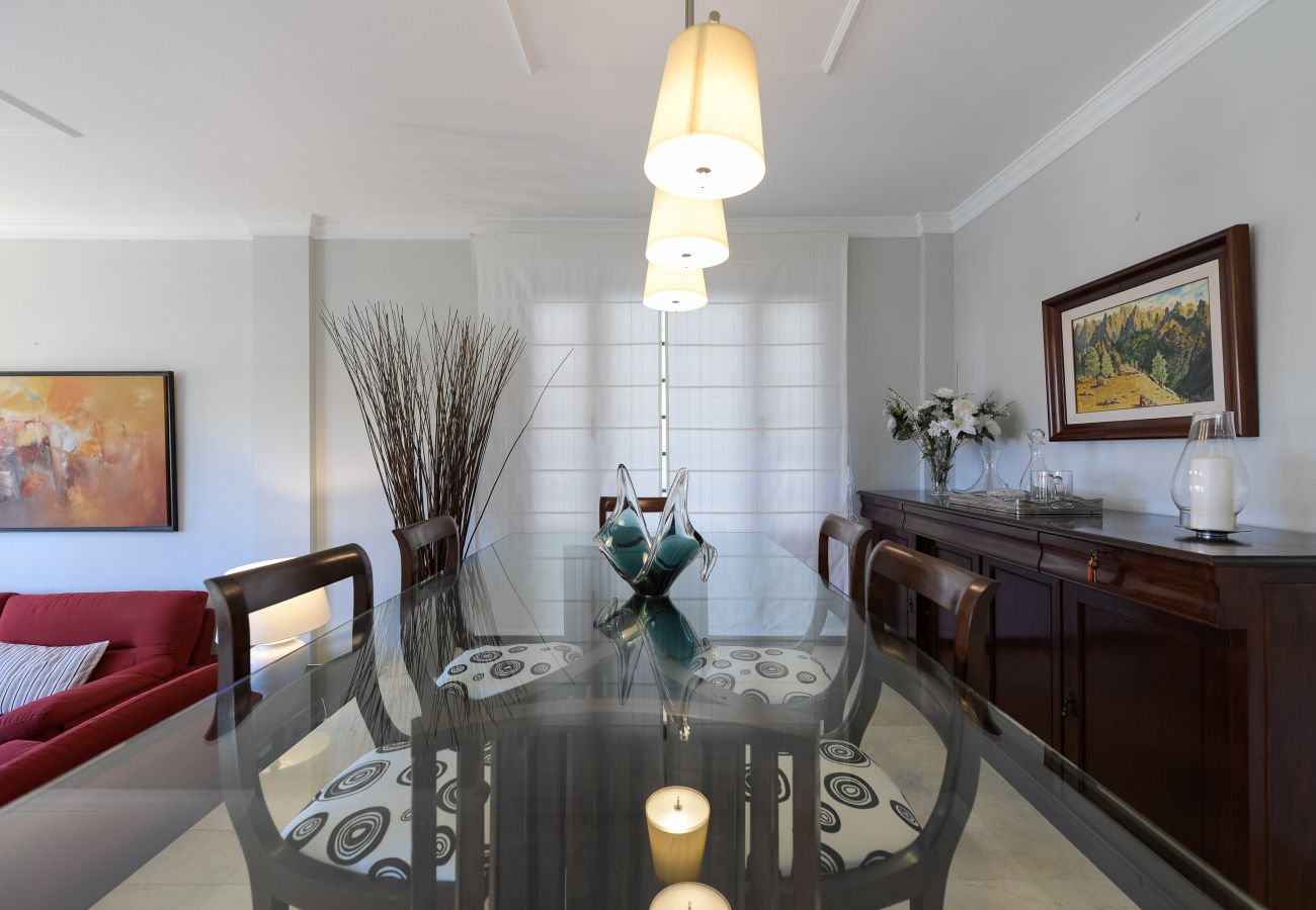 Casa a Santa Brígida - House with cozy garden BBQ and free parking 