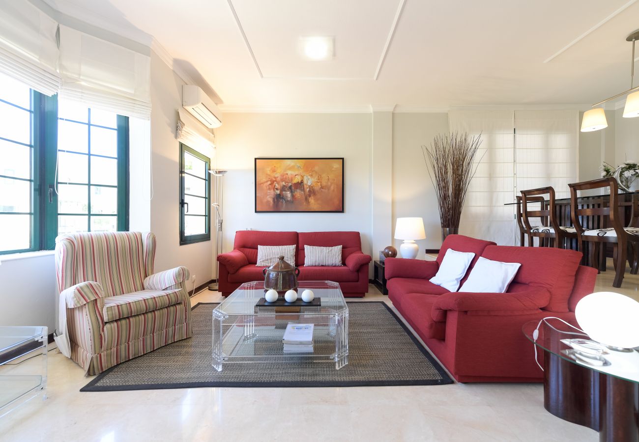Casa a Santa Brígida - House with cozy garden BBQ and free parking 