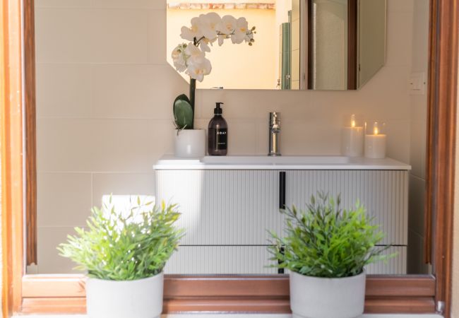 Appartamento a Venezia - San Giacomo Dall'Orio Garden Apartment R&R Appartamento a Venezia - San Giacomo Dall'Orio Garden Apartment R&R