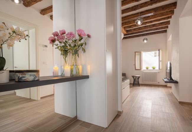 Appartamento a Venezia - San Giacomo Dall'Orio Garden Apartment R&R Appartamento a Venezia - San Giacomo Dall'Orio Garden Apartment R&R