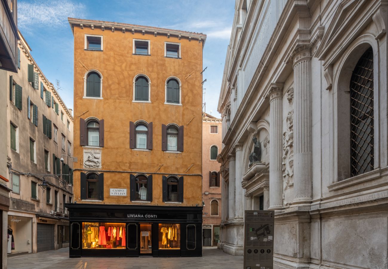 Appartamento a Venezia - San Marco Terrace View Apartment R&R