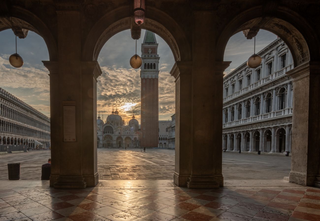 Appartamento a Venezia - San Marco Terrace View Apartment R&R