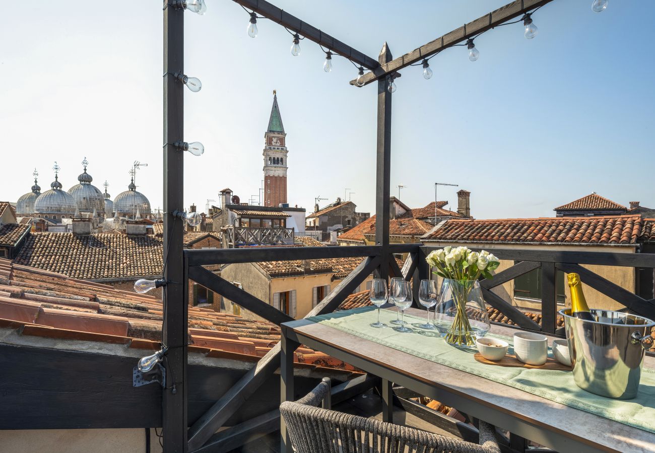 Appartamento a Venezia - San Marco Terrace View Apartment R&R