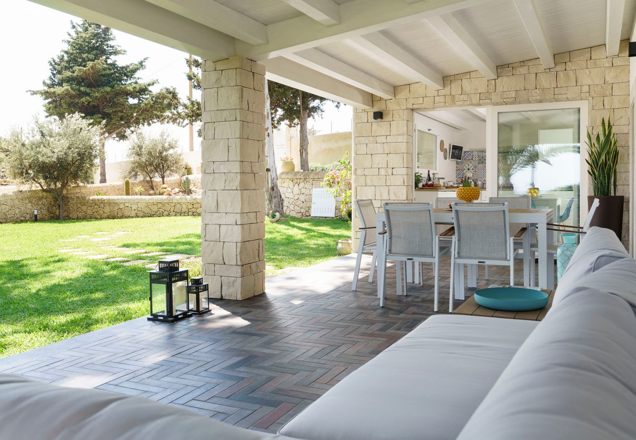 Casa a Siracusa - Villa fronte mare, accesso diretto alla scogliera , Siracusa