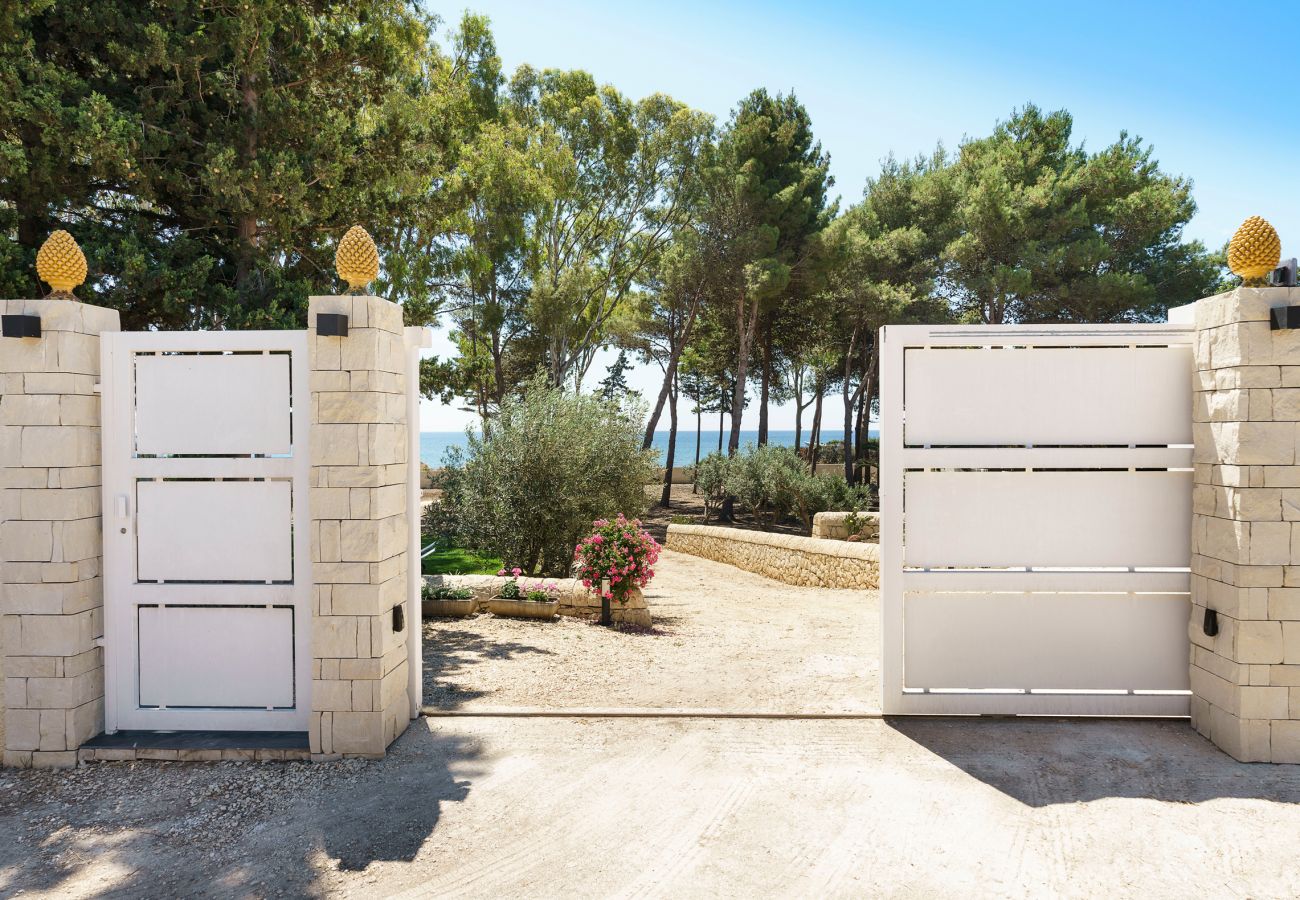 Casa a Siracusa - Villa fronte mare, accesso diretto alla scogliera , Siracusa