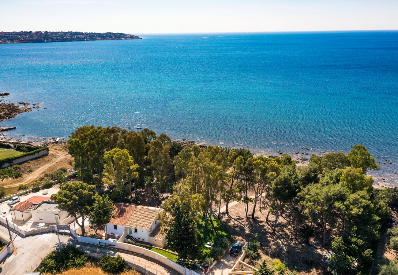 Casa a Siracusa - Villa fronte mare, accesso diretto alla scogliera , Siracusa