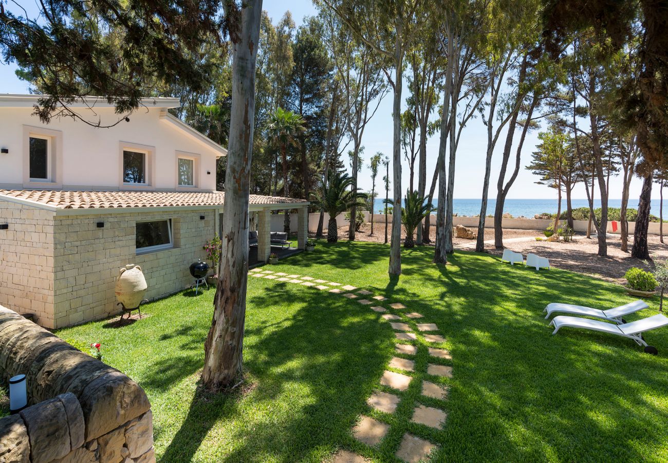 Casa a Siracusa - Villa fronte mare, accesso diretto alla scogliera , Siracusa