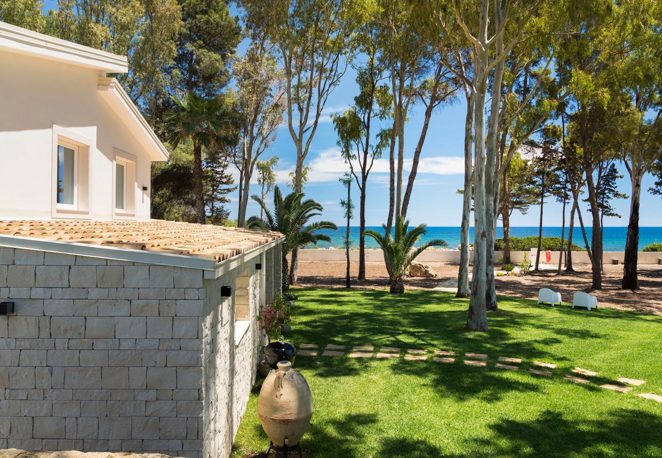 Casa a Siracusa - Villa fronte mare, accesso diretto alla scogliera , Siracusa