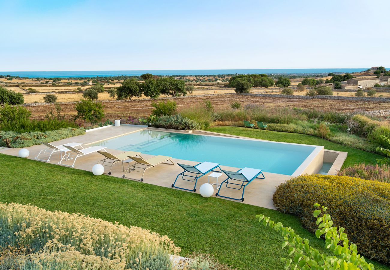 Villa a Modica - Villa con piscina e wellness a Modica