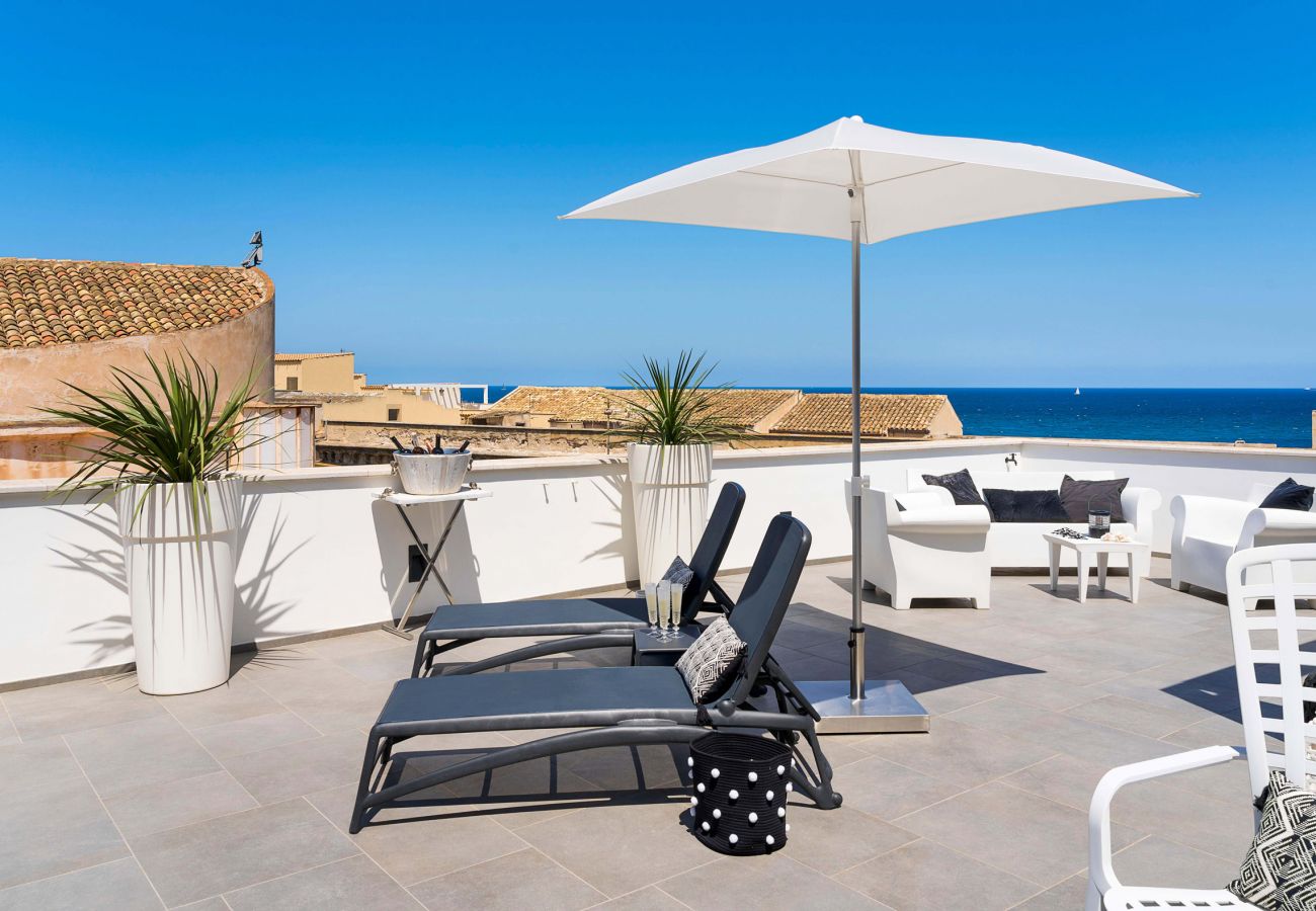 Appartamento a Trapani - Appartamento con terrazza in centro, 300 metri dal mare, Trapani