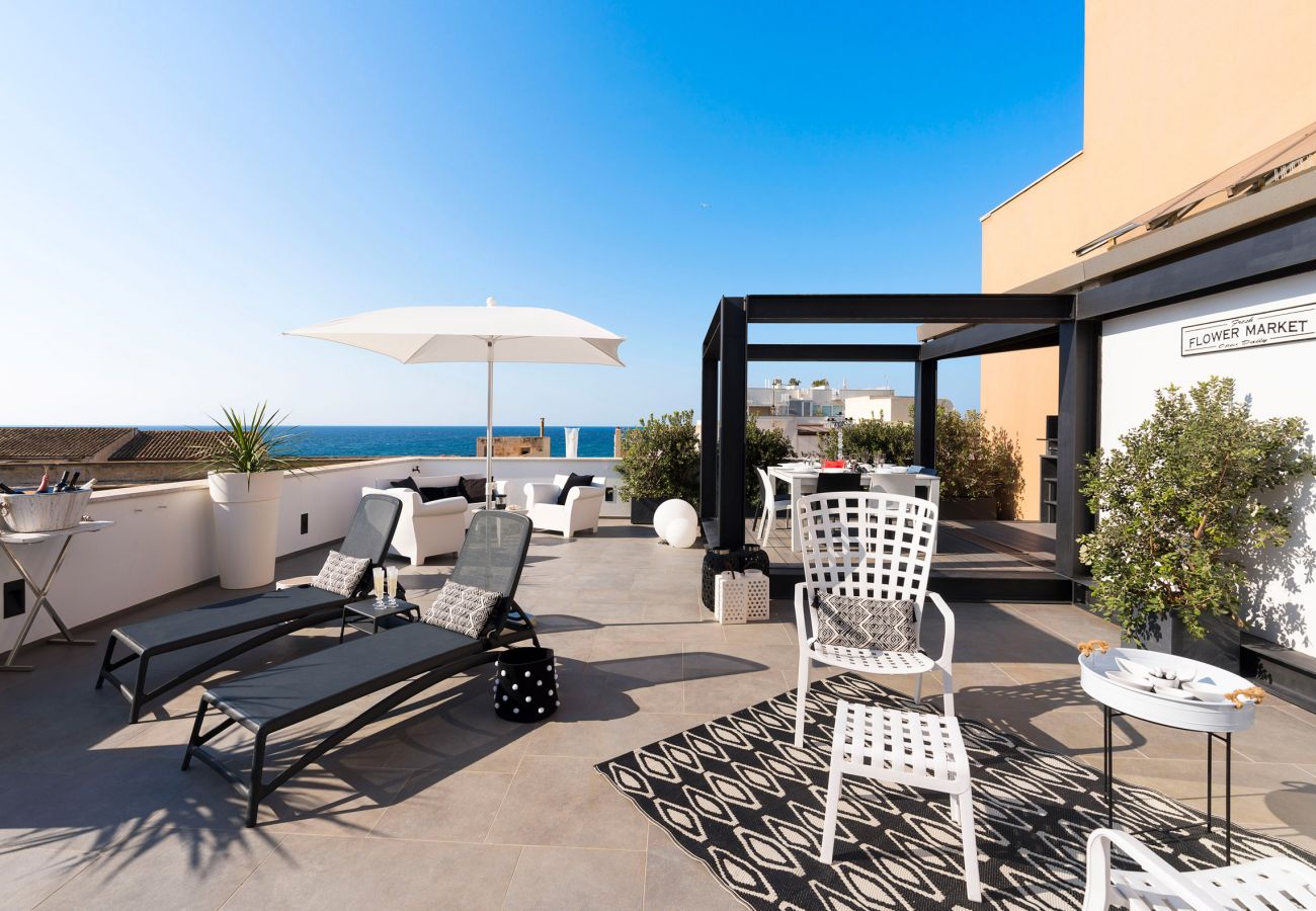Appartamento a Trapani - Appartamento con terrazza in centro, 300 metri dal mare, Trapani