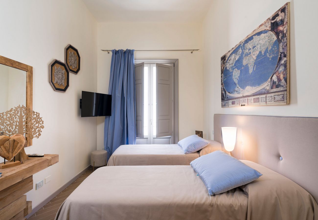 Appartamento a Trapani - Appartamento con terrazza in centro, 300 metri dal mare, Trapani