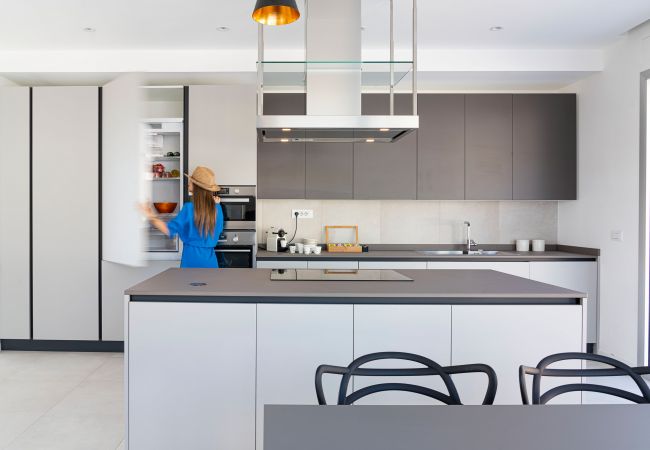 Villa a Siracusa - Lussuosa villa con piscina fronte mare, Plemmirio, Siracusa Villa a Siracusa - Lussuosa villa con piscina fronte mare, Plemmirio, Siracusa