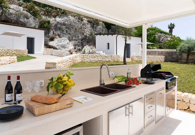 Villa a Siracusa - Lussuosa villa con piscina fronte mare, Plemmirio, Siracusa Villa a Siracusa - Lussuosa villa con piscina fronte mare, Plemmirio, Siracusa