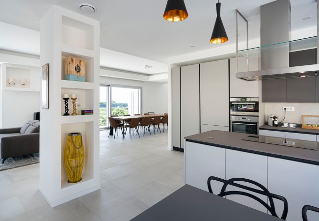 Villa a Siracusa - Lussuosa villa con piscina fronte mare, Plemmirio, Siracusa Villa a Siracusa - Lussuosa villa con piscina fronte mare, Plemmirio, Siracusa