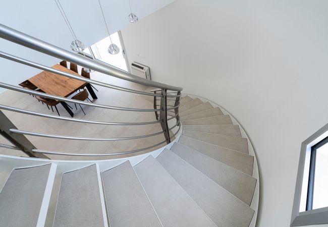 Villa a Siracusa - Lussuosa villa con piscina fronte mare, Plemmirio, Siracusa Villa a Siracusa - Lussuosa villa con piscina fronte mare, Plemmirio, Siracusa