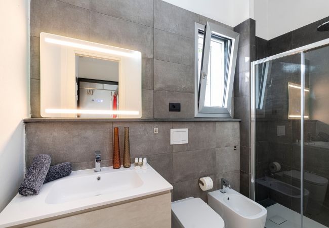 Villa a Siracusa - Lussuosa villa con piscina fronte mare, Plemmirio, Siracusa Villa a Siracusa - Lussuosa villa con piscina fronte mare, Plemmirio, Siracusa