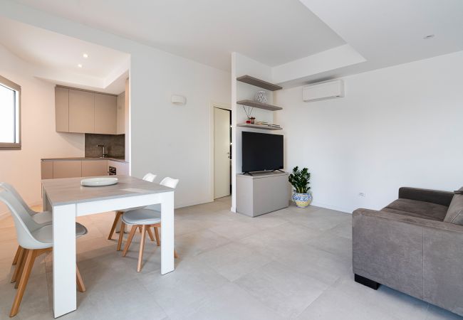 Villa a Siracusa - Lussuosa villa con piscina fronte mare, Plemmirio, Siracusa Villa a Siracusa - Lussuosa villa con piscina fronte mare, Plemmirio, Siracusa