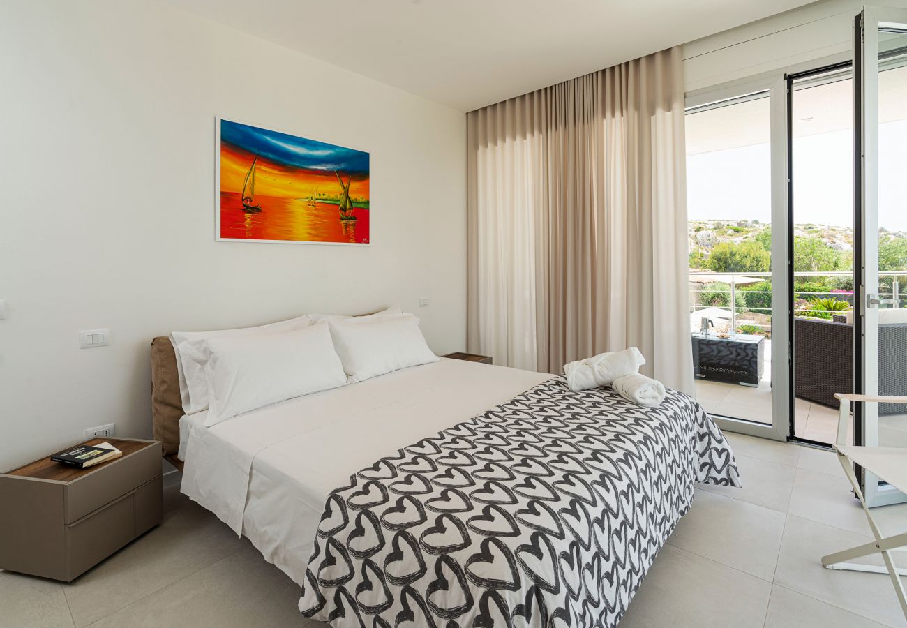 Villa a Siracusa - Lussuosa villa con piscina fronte mare, Plemmirio, Siracusa