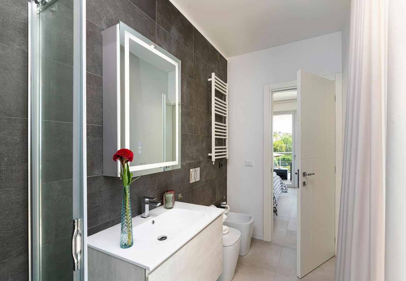 Villa a Siracusa - Lussuosa villa con piscina fronte mare, Plemmirio, Siracusa
